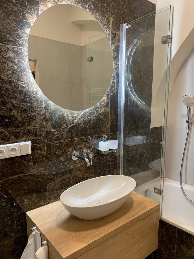 Bella Vista Collonade Apartment Karlovy Vary Ngoại thất bức ảnh