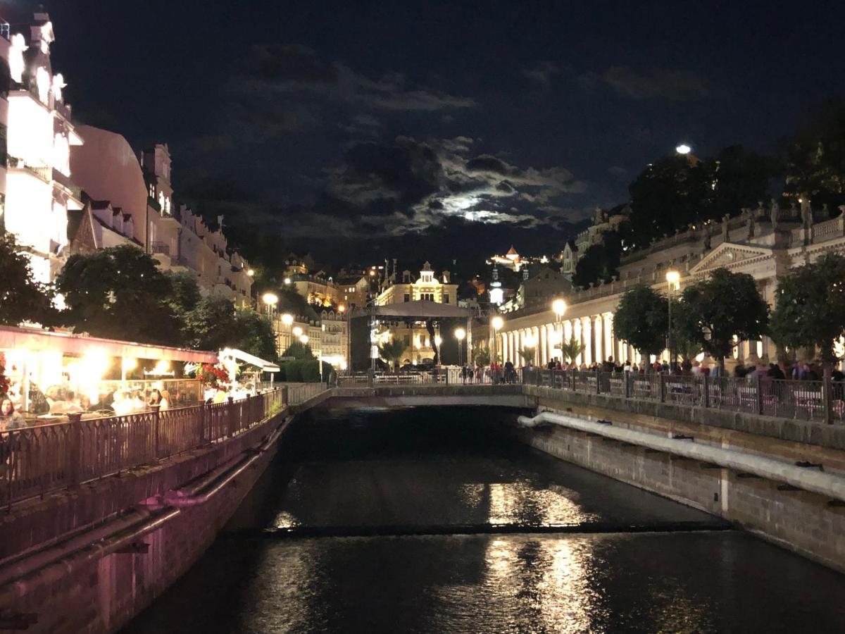 Bella Vista Collonade Apartment Karlovy Vary Ngoại thất bức ảnh